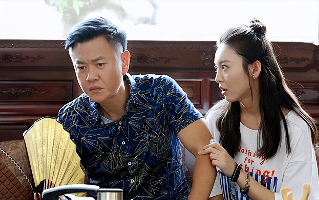 原创冯嘉怡现实中的霸总公认的荧幕绿叶演戏是为了体验人生