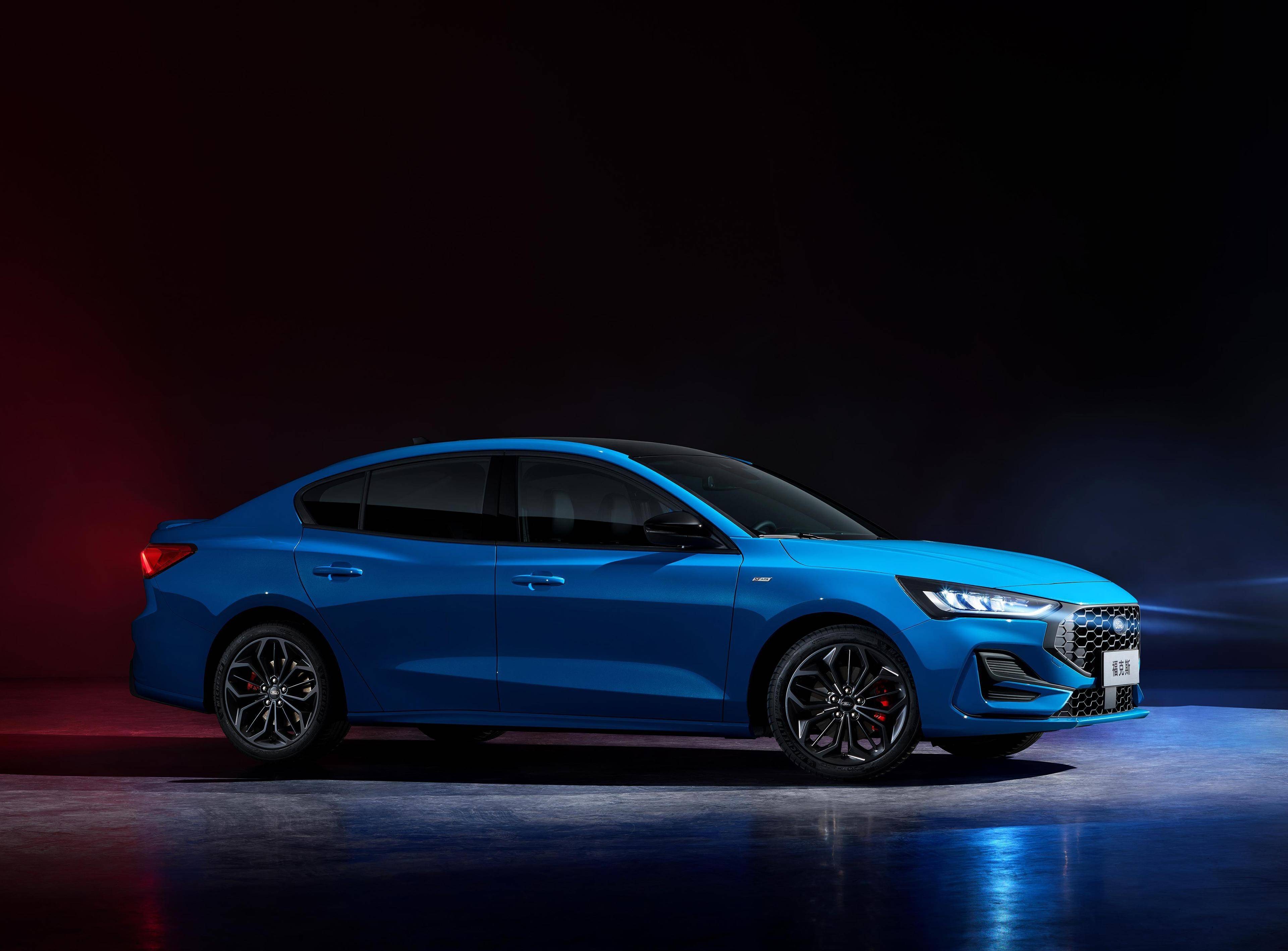 6月25日上市福特新款福克斯开启预订换装四缸发动机