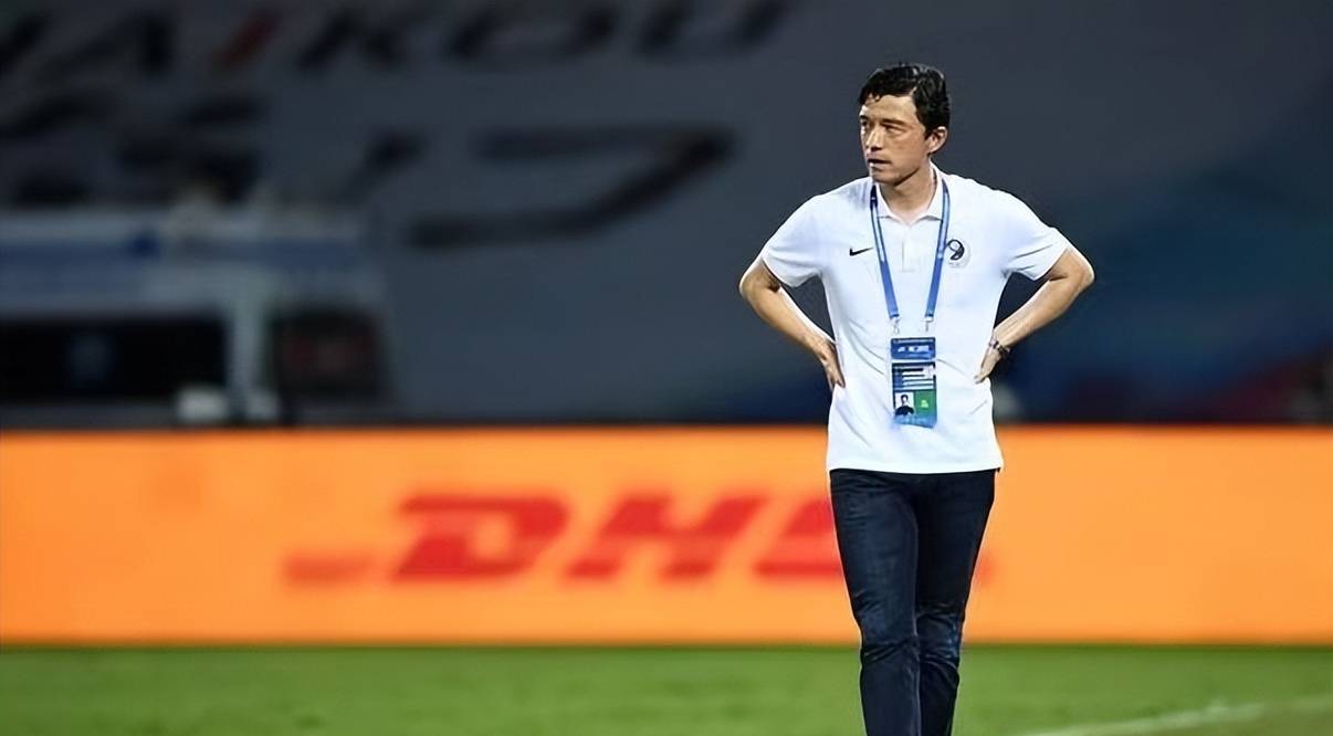 国足第23任本土教练将上任,比李霄鹏更有优势,球迷很认可_谢晖_大连人