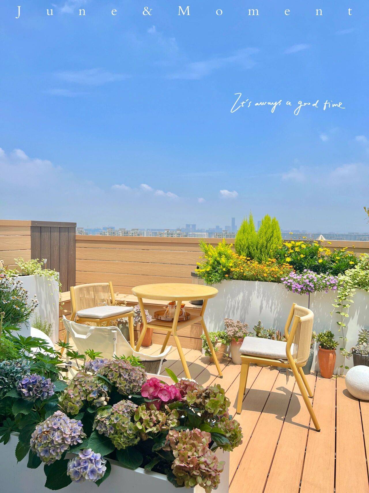 买一栋顶楼带露台的房子,只花2.2w打造个露台花园,比别墅还舒服