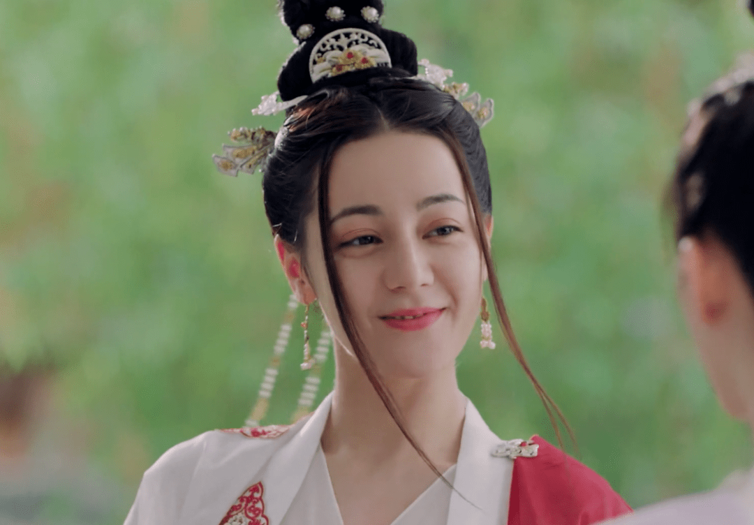 迪丽热巴,放过古装剧吧_造型_剧里_扮相