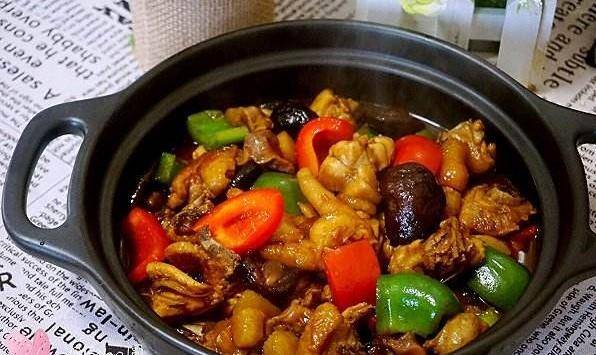 原创过年硬菜一香菇黄焖鸡飘香到海外老外都喜爱好吃关注我