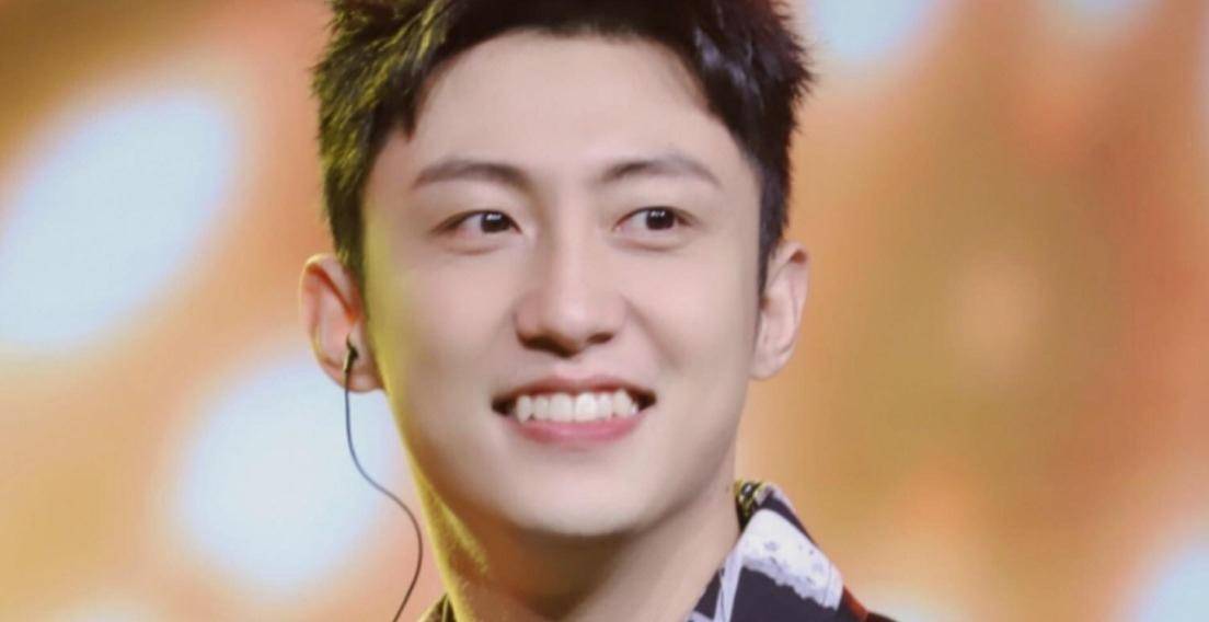 坚决"不整牙"的8位明星:笑起来如初恋,真实不做作_刘亦菲_林青霞_牙齿