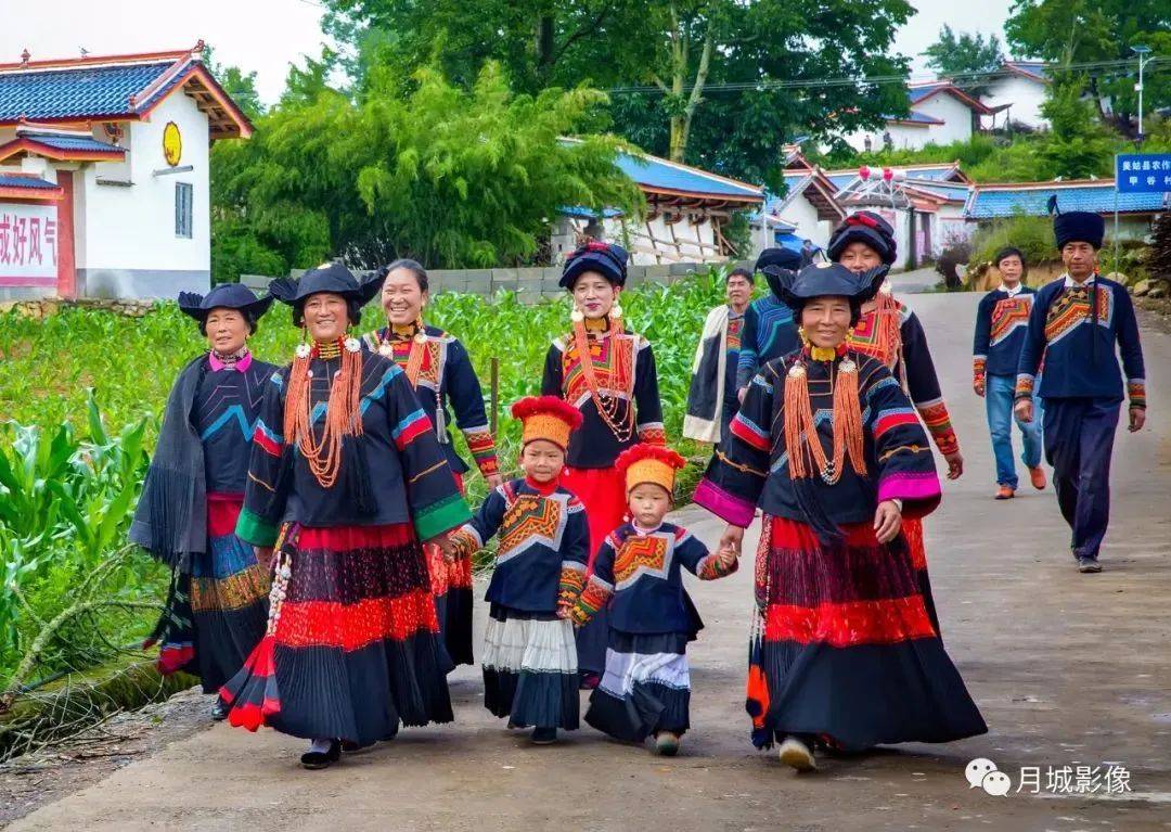 美姑哪里最美?或许你能在这里找到答案_毕摩_凉山_文化