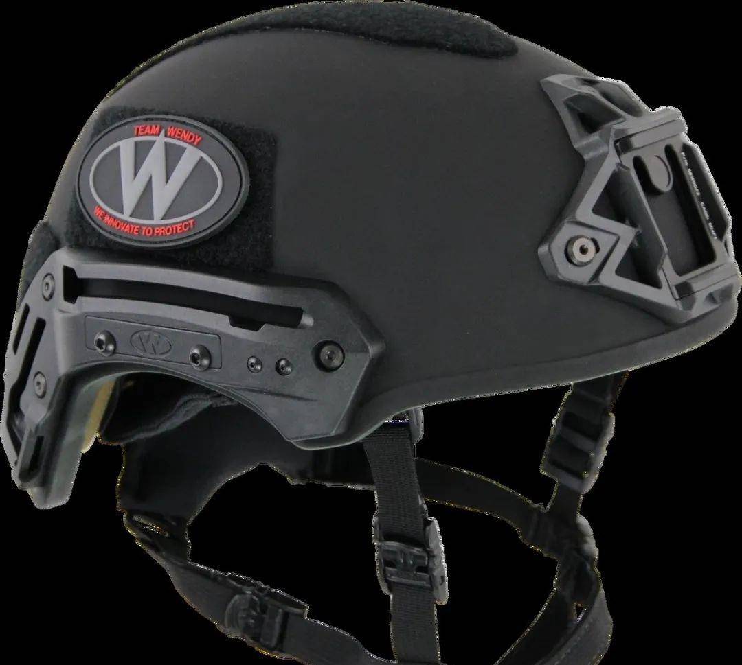 (team wendy exfil防弹盔)偶尔有一两个带着fast xp高切防弹盔的.