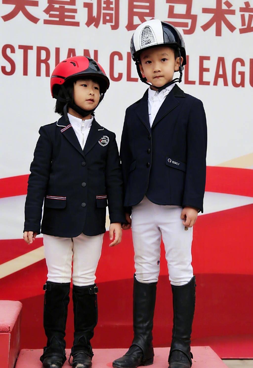 这么多年大家只知道于谦有一个孩子叫于思洋,却不知道于谦还有一个