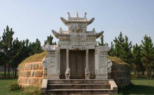 孙髯翁:他是昆明大观楼长联的作者,最后以算命为生,穷困潦倒_孙可望