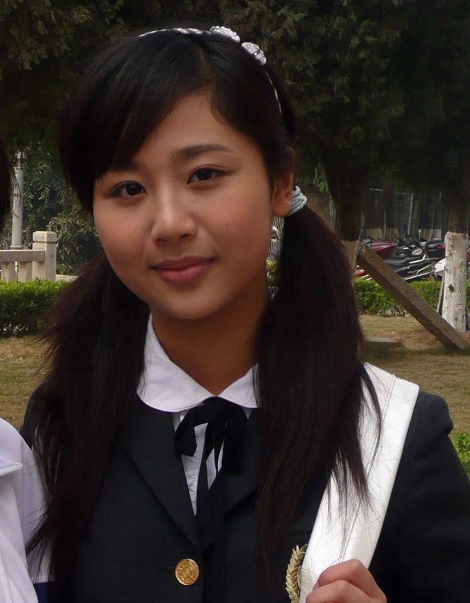 在娱乐圈中,漂亮的女明星虽然有很多,但有颜值有演技的却并不多见