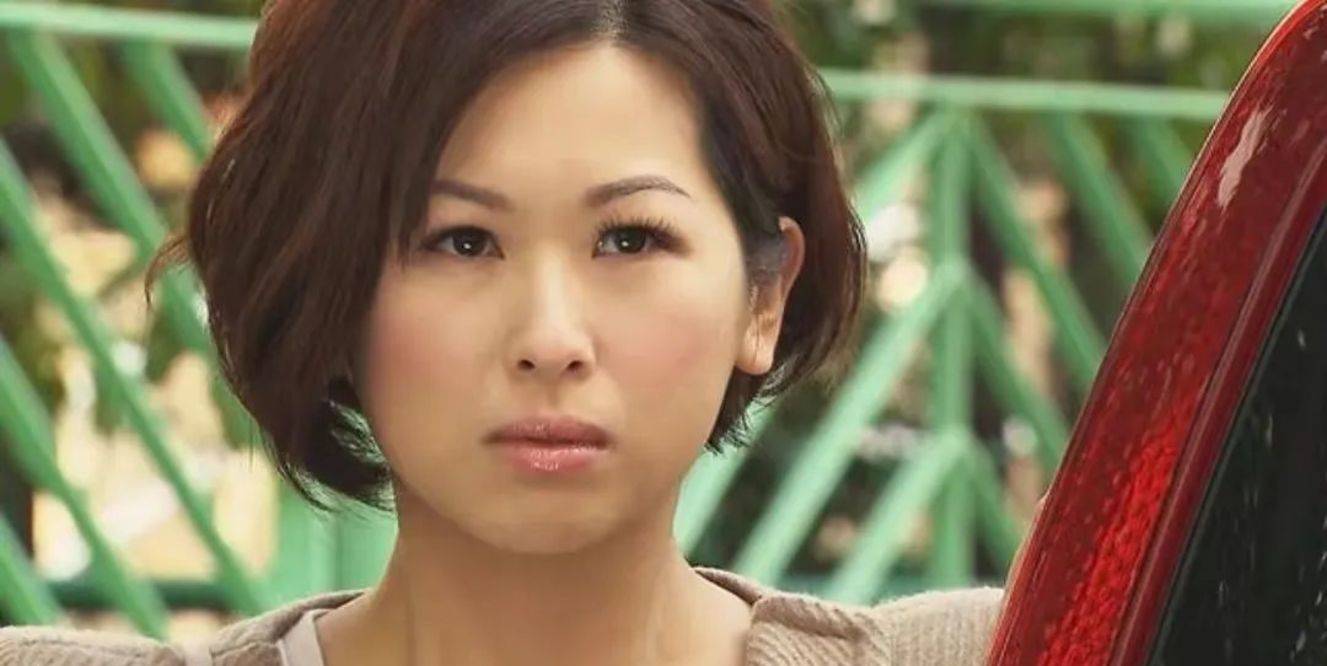 原创tvb女星出身豪门却做多年配角获奖遭父亲泼冷水坦言打击很大