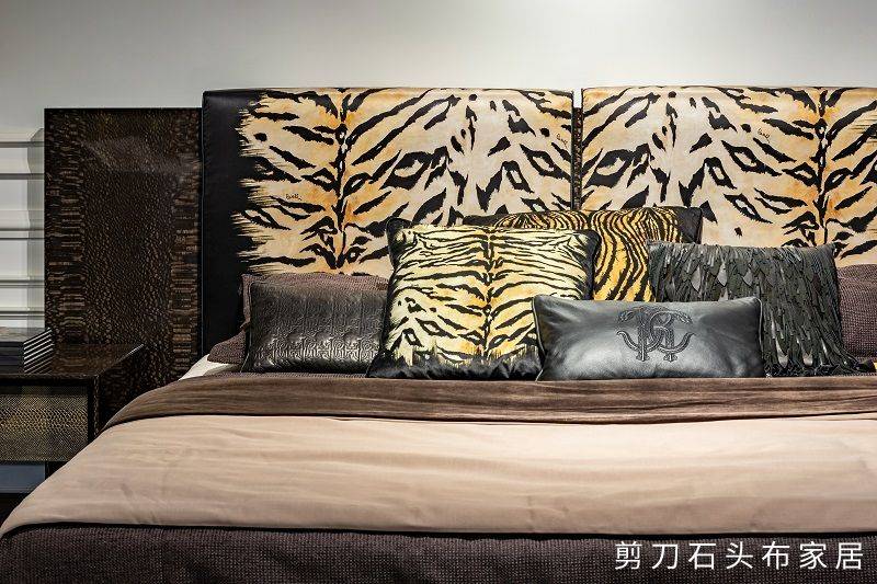 意大利进口家具robertocavallihome与大胆的设计相遇