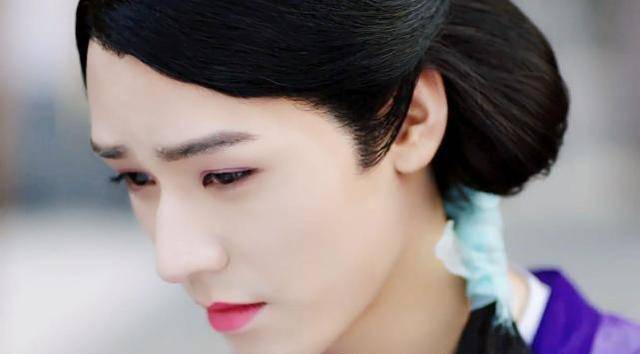 没点能耐就不要"男扮女装",让他们告诉你,啥叫魅惑众生!