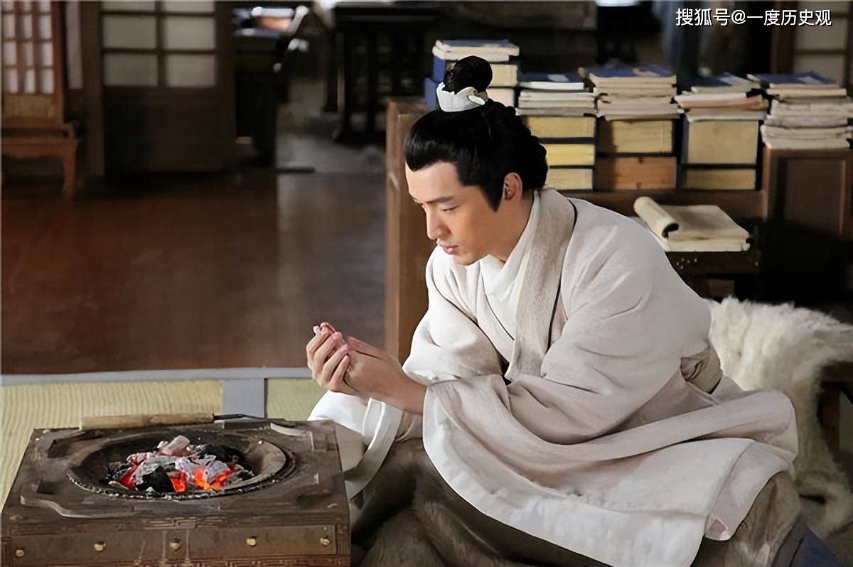 我国古代没有棉花，古人晚上睡觉盖什么保暖？一般现代人都买不起_搜狐网