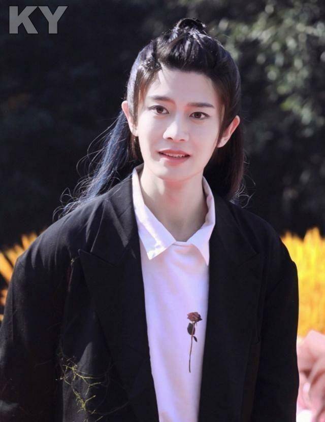 原创任嘉伦与迪丽热巴新剧驭鲛记之与君初相识绝美路透照曝光