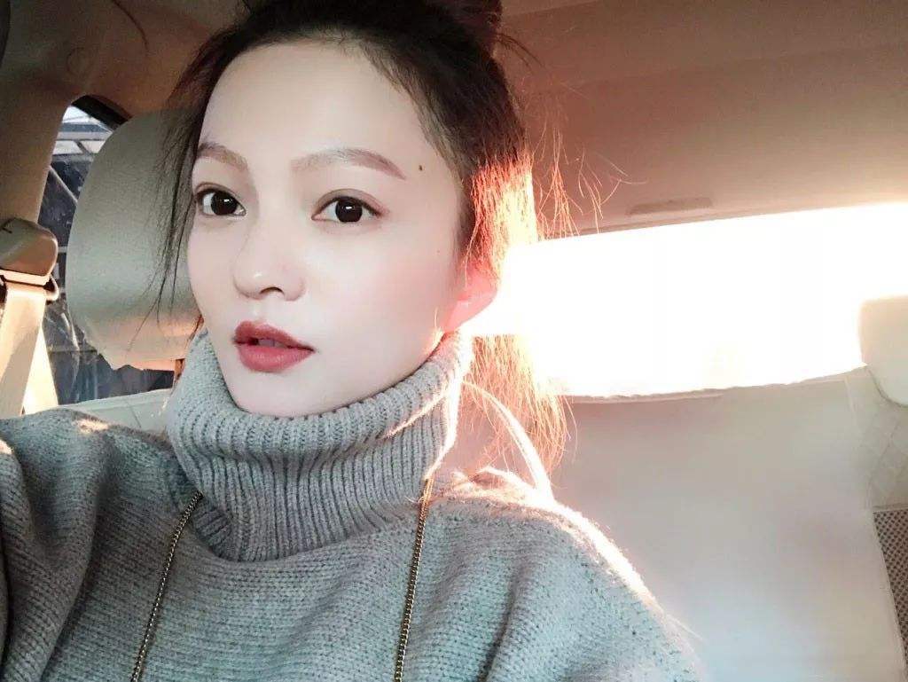 原创姜柔伊卷走女儿张韶涵1亿后还向她索要100万一个月的赡养费