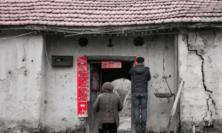 農村的老房子住幾代人都沒事為何幾年不住就倒了呢