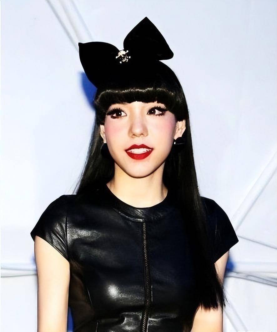 "过气巨星"吴莫愁:暗讽张碧晨背刺,从1.