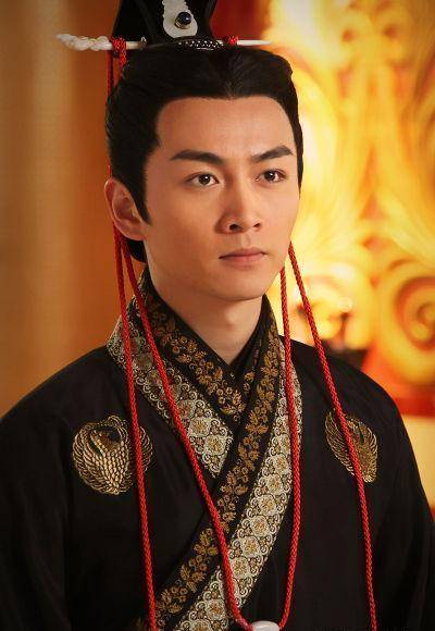 陈晓在出演了《陆贞传奇》之后,"高富帅"皇子高湛的扮演者陈晓人气一