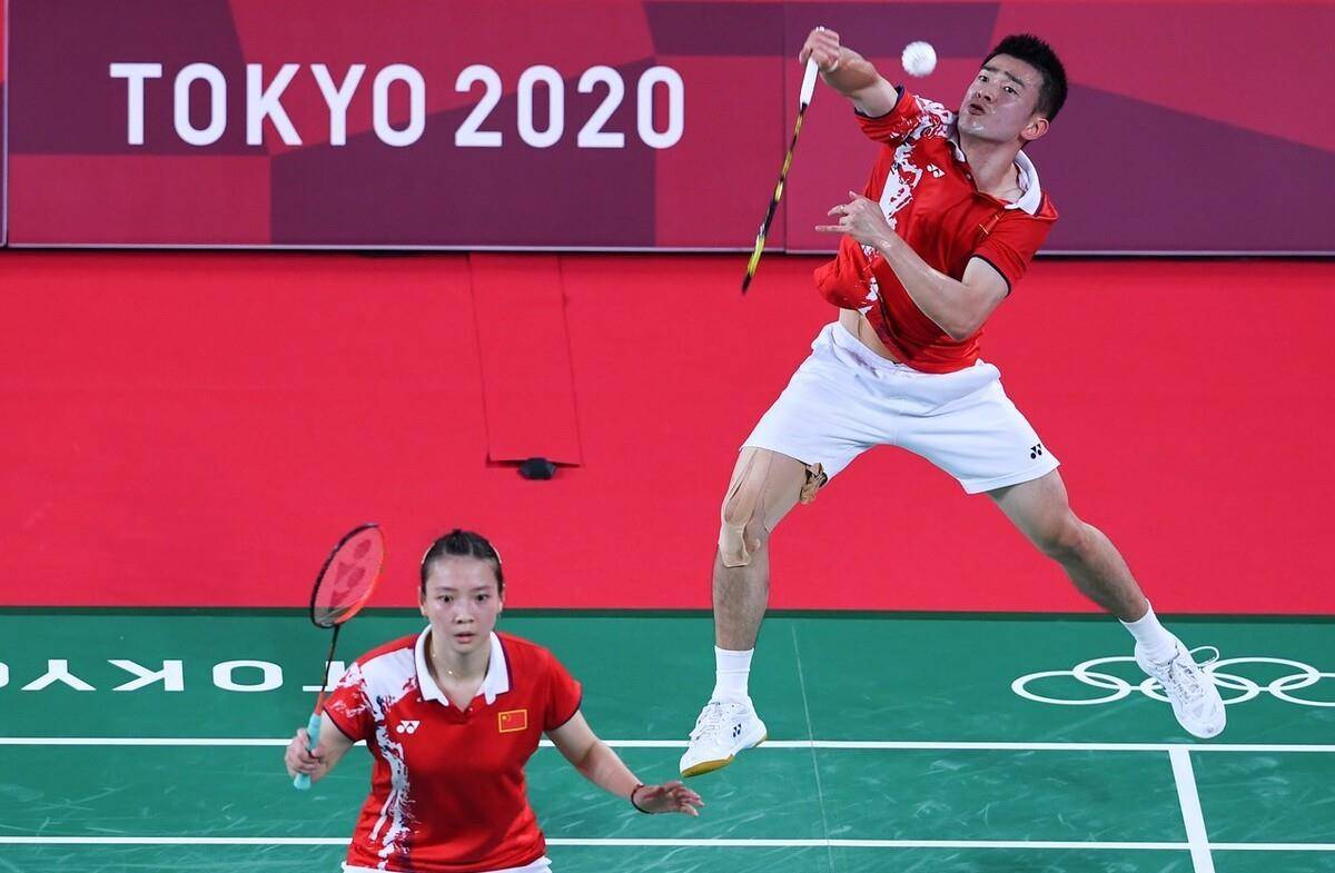 Yonex-2024印度羽毛球公开赛：石宇奇男单夺冠