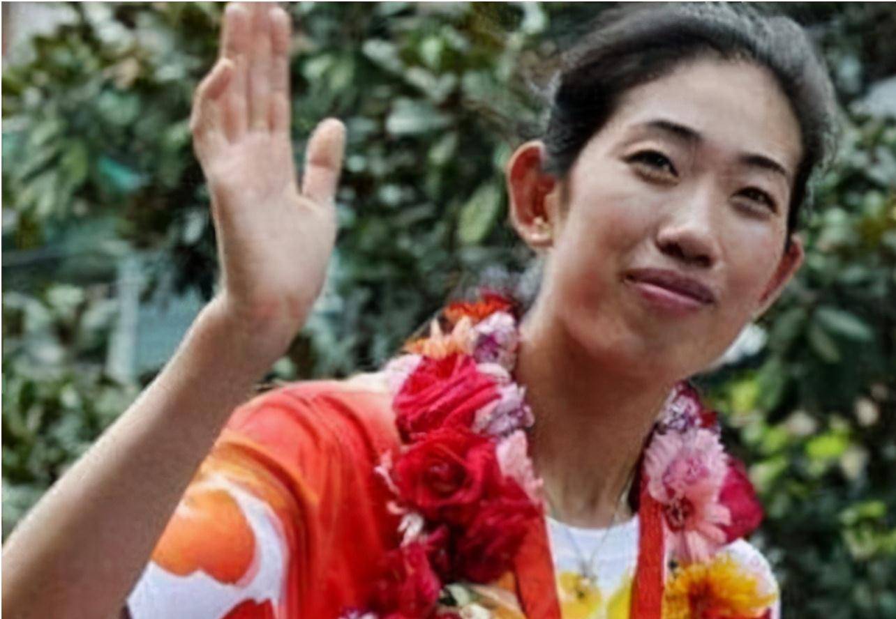 金紫薇的每一点进步都让父亲金沙引以为傲,如今女儿成为了世界冠军