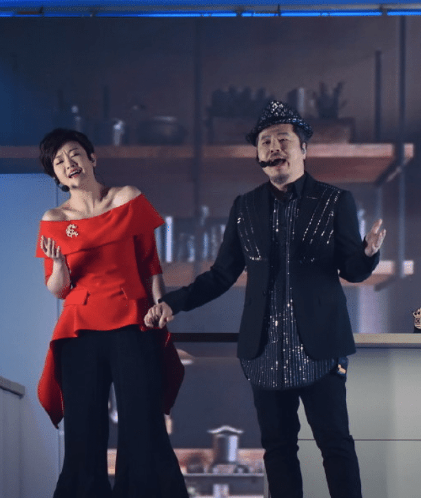 其实压根没几个粉丝的3位明星,拜托清醒一点_演唱会_黄国伦_庞麦郎