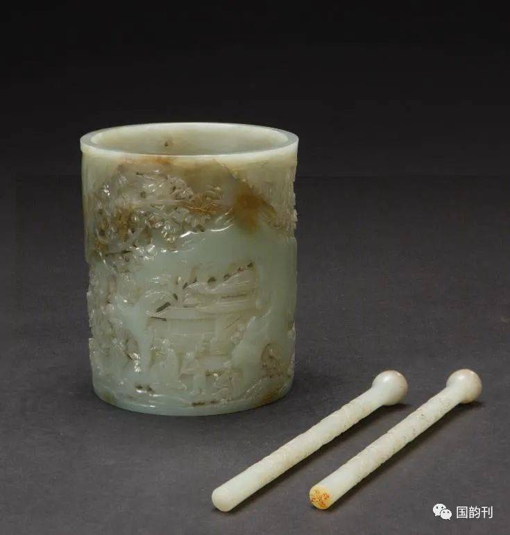 文房用玉 |文人雅士的珍贵之物——玉笔筒_清代_青玉_乾隆