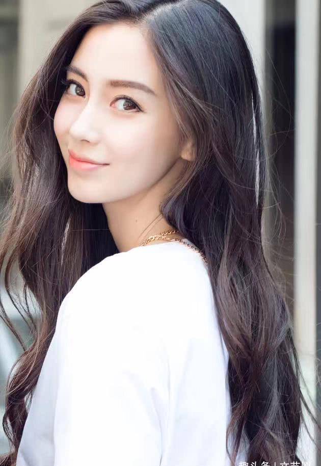 原创baby穿警服大头贴曝光英姿飒爽五官超正美得不可方物