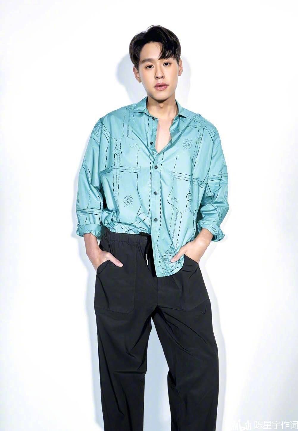 原创泰国偶像演员马群耀billkinputthipong登杂志一展