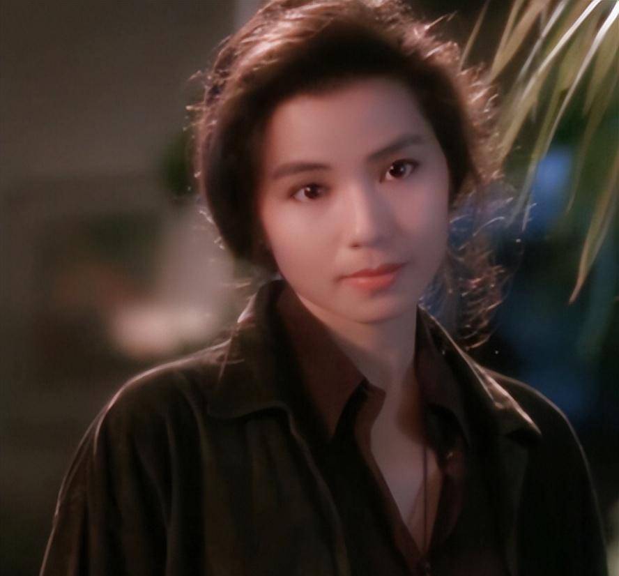 《纵横四海》这部电影将她的电影事业推上又一个高潮,同时也是一个