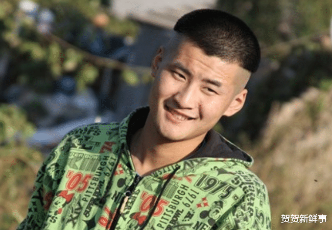 原创小孙浩出演过很多角色导演过很多作品是娱乐圈全能的人才