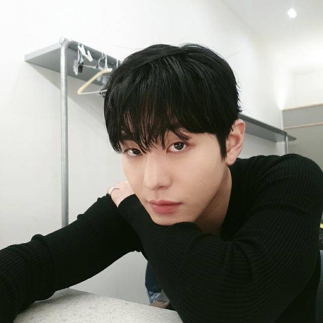 初恋相韩国男演员《柔美》朴珍荣男女通杀,朴宝剑被封国民女婿_蔡钟