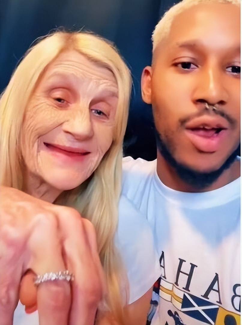 24岁小伙娶了和61岁老妪他们情比金坚准备要一个孩子