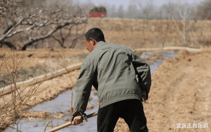 55岁大叔血糖升至248被迫截肢医生常喝1水相当于自残