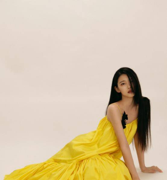 李熙凝时尚片造型太成功了!