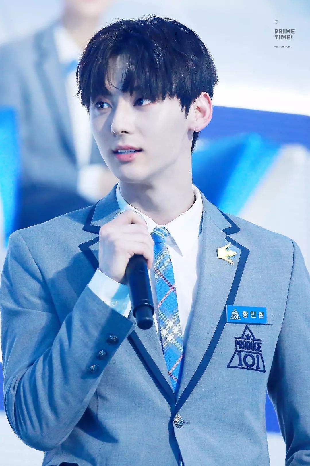 原创17岁以男团出道后转型演员圈粉无数却被污蔑偷自行车名誉受损