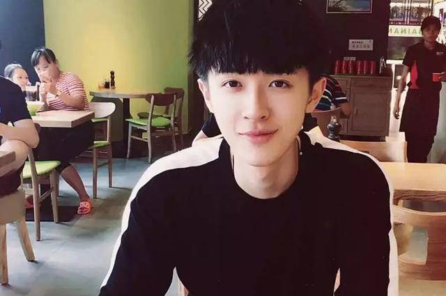 吴佳怡老公是谁与许凯张逸杰合作入戏深cp感强传绯闻