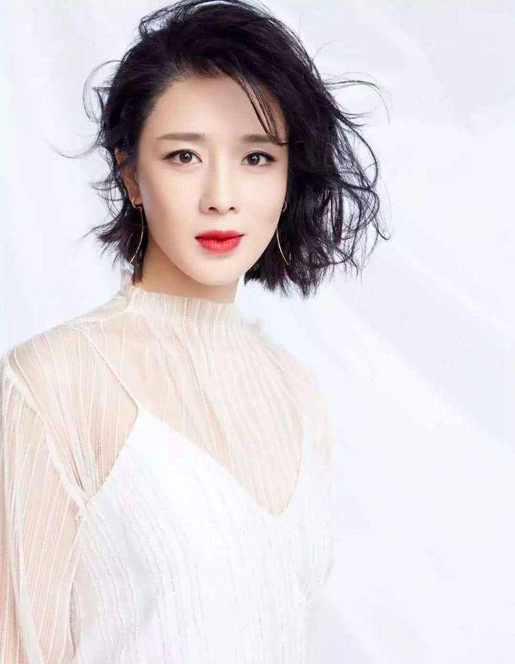 盘点来自贵州的女明星们,歌手陈粒,影后宁静,个个美若天仙!