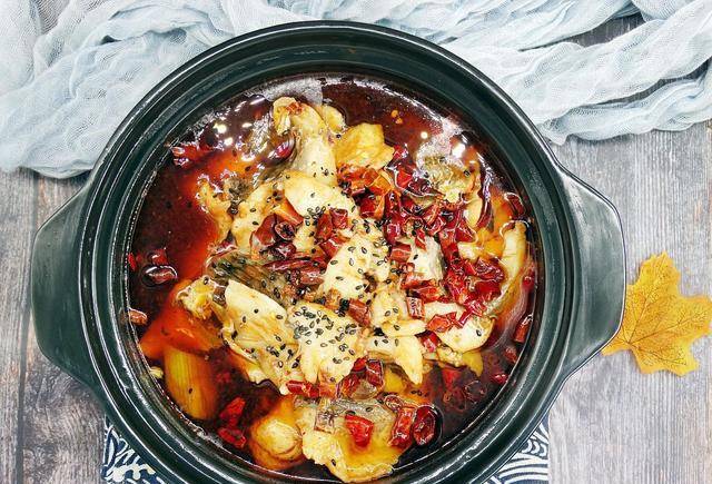 麻辣鲜香的青花椒水煮鱼 超下饭的家常菜 鱼片 青笋 土豆