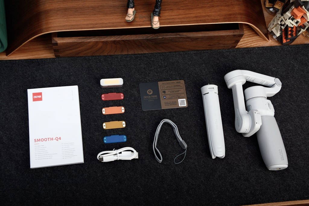 短视频UP主的创作利器，智云SMOOTH-Q4 COMBO套装体验