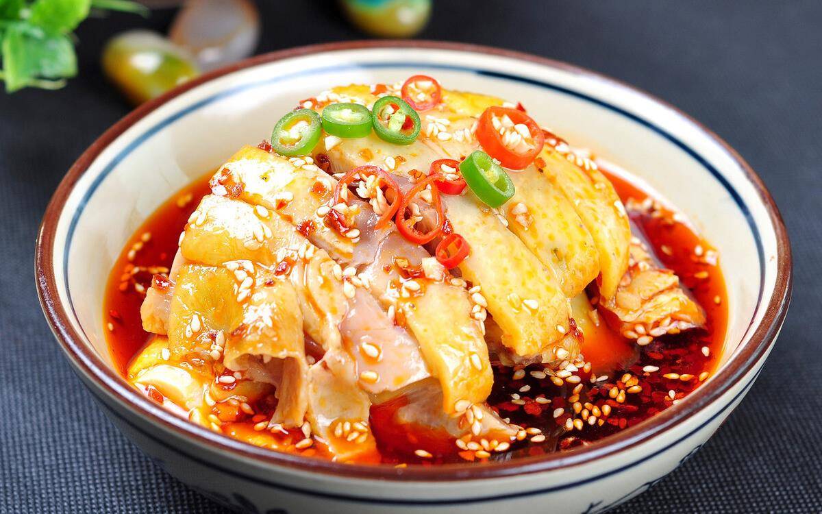 原创教你秘制口水鸡的做法麻辣鲜香嫩滑可口好吃又下饭