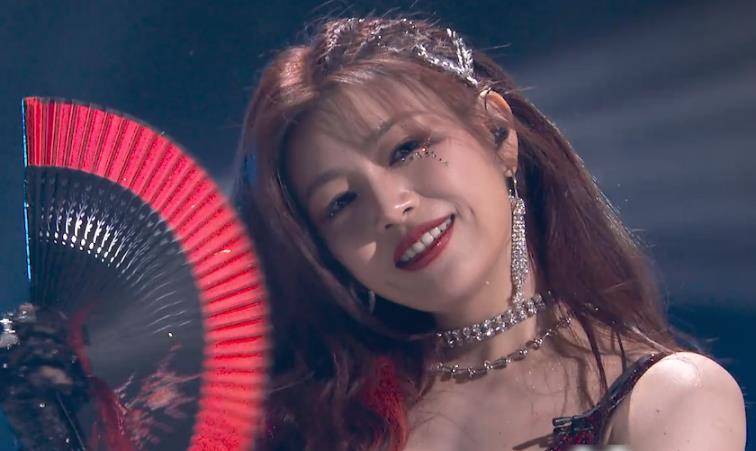 陈妍希加盟《浪姐2》,怼脸镜头太惊艳,这腰围确定是女明星?