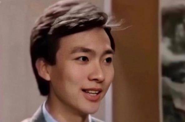 继康辉之后,撒贝宁年轻旧照也曝光,简直是妥妥的芳心纵火犯!_电视_时