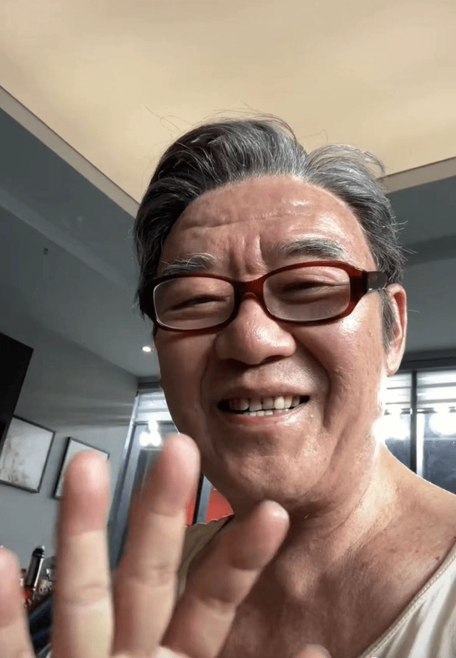 早就习以为常了,并且也很喜欢这个又搞笑的老大叔