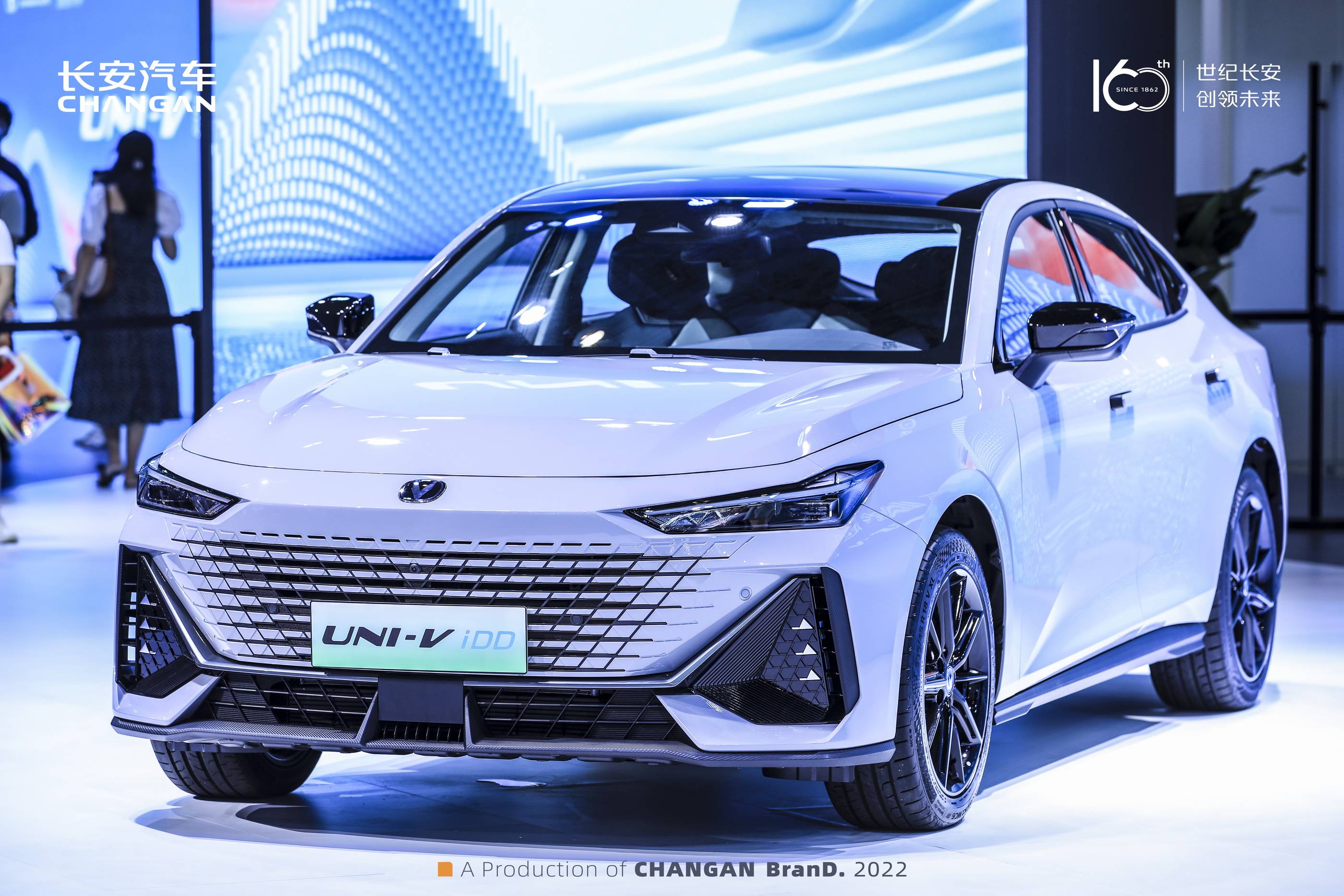 长安uni-v 2.0t的价格亮了!uni-v idd最快三季度上市_搜狐汽车_搜狐网