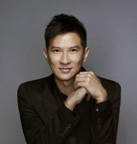 他是《澳洲风云2》中的小马,他是《沉默的证人》中的陈嘉豪.