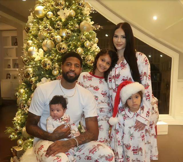 当乔治被告知丹尼是一名舞蹈演员时,他为什么把丹尼当作珍宝?