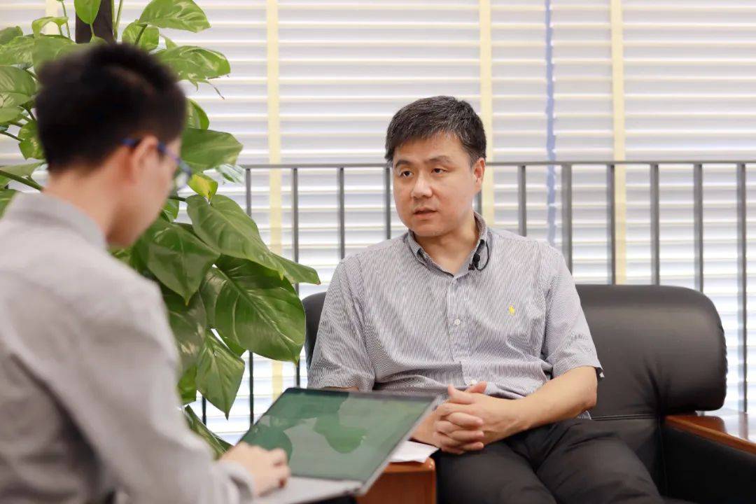 乘风破浪的宝藏教授团熊伟搭建金融领域中外学术交流的桥梁