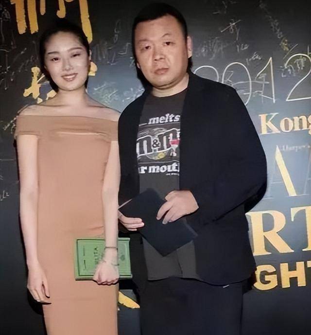 晚晚:从网红到贵妇名媛,野心勃勃,初代网红的"奋斗史"_刘野来_姥姥