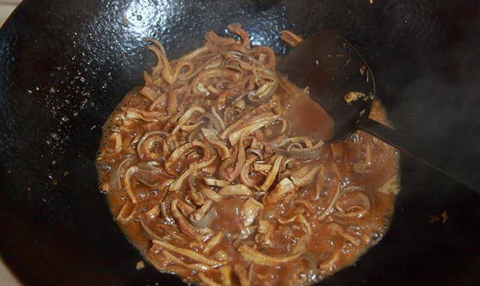 原创烂蒜烧肚丝一道下水中的极品