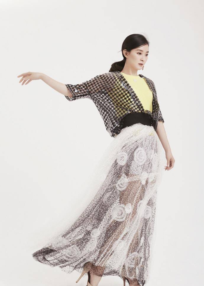 47岁的王艳依然很惊艳!