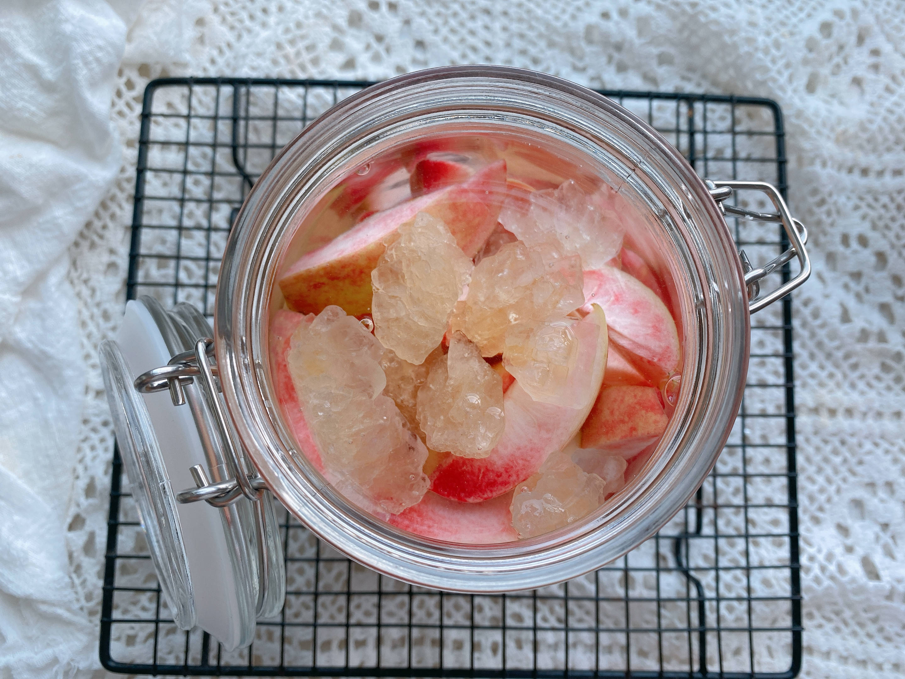 原创教你自制桃子酒高颜值口感好留住夏天的味道好喝不醉人